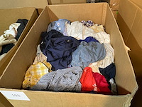 Diverse merken - partij vintage kleding - afbeelding 1 van  2