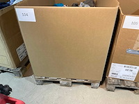 Diverse merken - partij vintage kleding - afbeelding 1 van  2