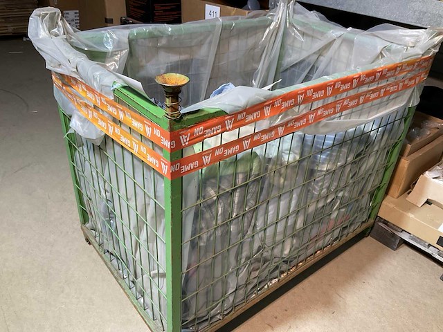 Diverse merken - partij vintage kleding - afbeelding 2 van  2