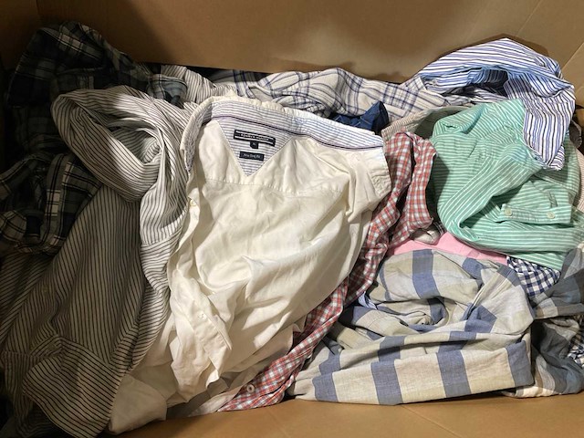 Diverse merken - partij vintage kleding - afbeelding 1 van  2