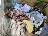 Diverse merken - partij vintage kleding - afbeelding 1 van  2