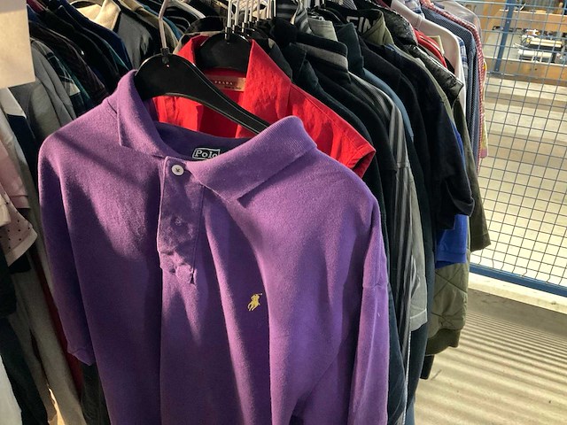 Diverse merken - partij vintage kleding - afbeelding 1 van  3