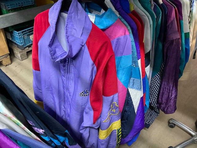 Diverse merken - partij vintage kleding - afbeelding 2 van  3