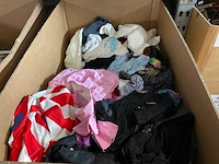 Diverse merken - partij vintage kleding