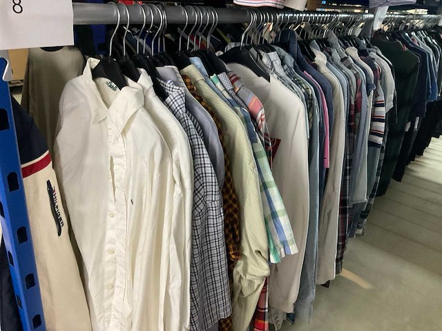 Diverse merken - partij vintage kleding - afbeelding 1 van  4