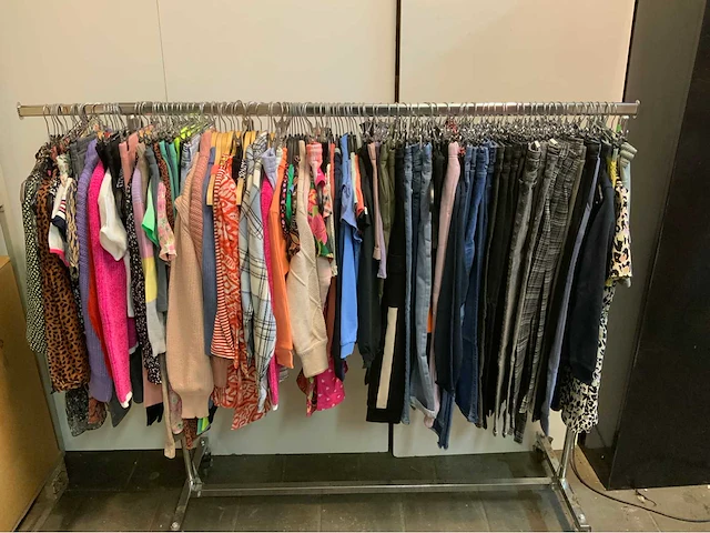 Diverse merken kinderkleding (115x) - afbeelding 1 van  6