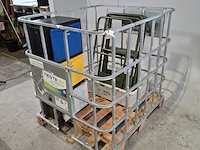 Diverse metalen frames en 1x kastje - afbeelding 3 van  6