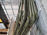 Diverse metalen frames en 1x kastje - afbeelding 5 van  6