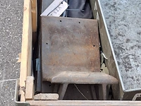 Diverse metalen onderdelen en onderdelen t.b.v. tent - afbeelding 7 van  8