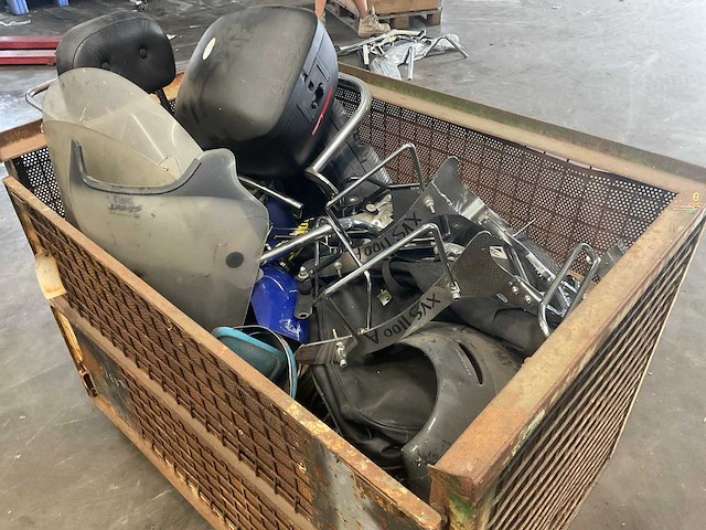 Diverse motor onderdelen en accessoires - afbeelding 4 van  10