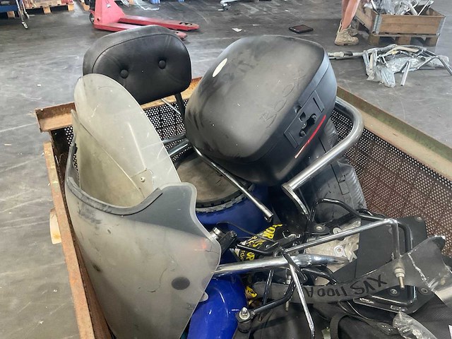 Diverse motor onderdelen en accessoires - afbeelding 6 van  10