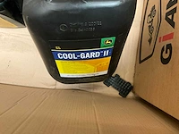 Diverse motor vloeistoffen - afbeelding 6 van  9