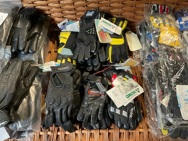 Diverse motorhandschoen (16x) - afbeelding 2 van  6