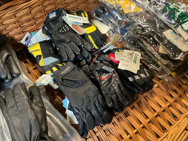 Diverse motorhandschoen (16x) - afbeelding 3 van  6