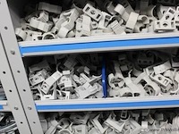Diverse (muur)beugels en bevestigingsmaterialen - afbeelding 15 van  32