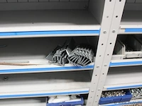 Diverse (muur)beugels en bevestigingsmaterialen - afbeelding 25 van  32