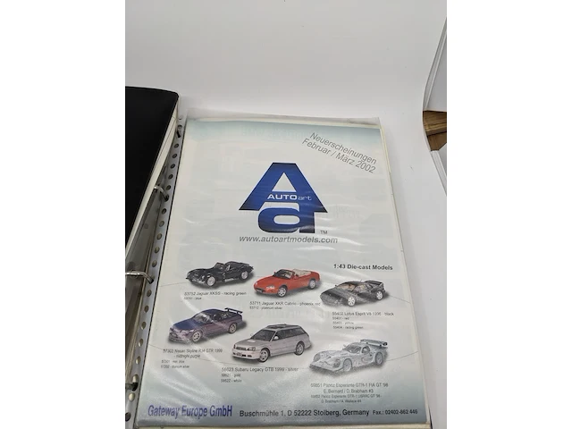 Diverse naslagwerken, documentatie o.a. seat, revell, norev, etc. - afbeelding 5 van  7
