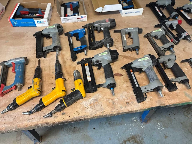 Diverse nietmachine partij - afbeelding 5 van  15