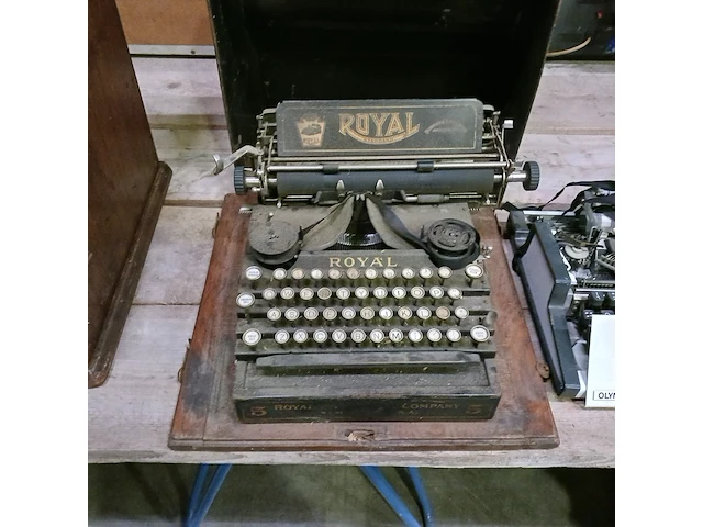 Diverse nostalgische decoratie spullen - afbeelding 7 van  38
