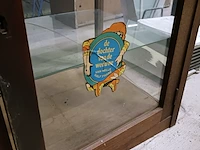 Diverse nostalgische decoratie spullen - afbeelding 21 van  38