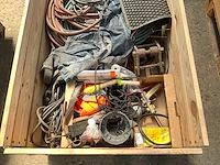 Diverse onderdelen, gereedschappen en accessoires - afbeelding 2 van  3
