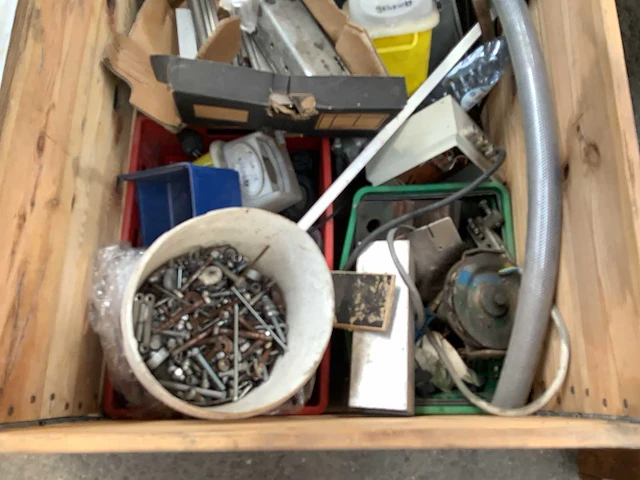 Diverse onderdelen, gereedschappen en accessoires - afbeelding 2 van  3