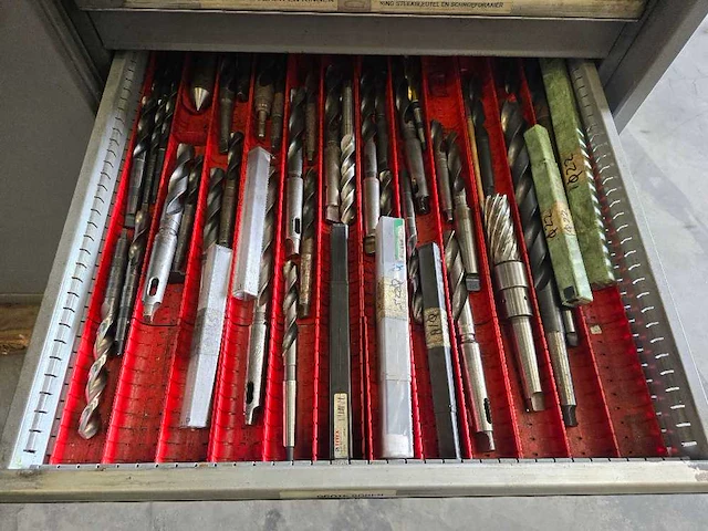 Diverse onderdelen, gereedschappen en accessoires - afbeelding 2 van  14