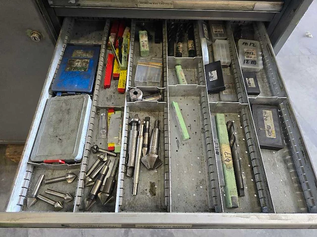 Diverse onderdelen, gereedschappen en accessoires - afbeelding 13 van  14