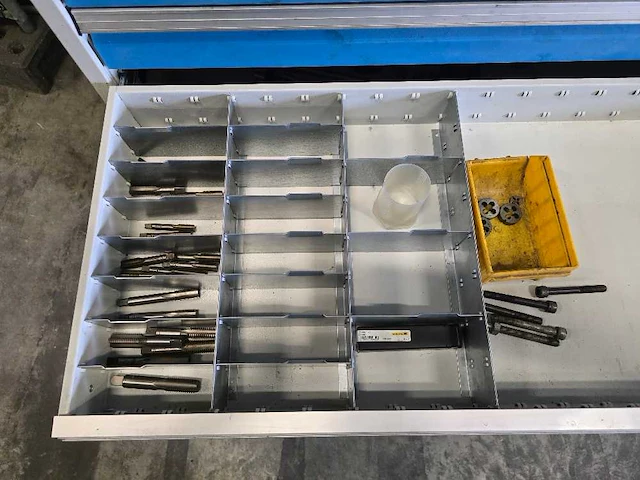 Diverse onderdelen, gereedschappen en accessoires - afbeelding 7 van  10