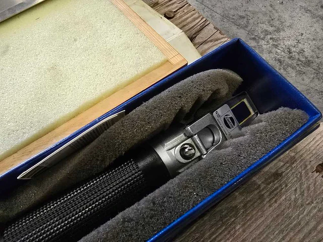 Diverse onderdelen, gereedschappen en accessoires - afbeelding 2 van  6