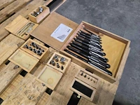 Diverse onderdelen, gereedschappen en accessoires - afbeelding 1 van  6
