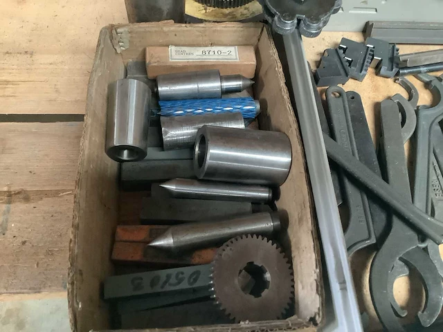 Diverse onderdelen, gereedschappen en accessoires - afbeelding 3 van  4