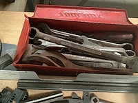 Diverse onderdelen, gereedschappen en accessoires - afbeelding 4 van  4