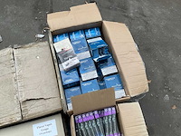 Diverse onderdelen, gereedschappen en accessoires - afbeelding 2 van  5