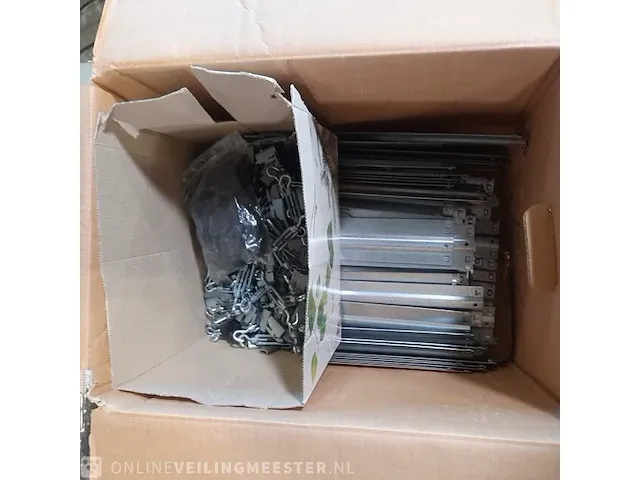 Diverse onderdelen t.b.v. stelling ikea - afbeelding 3 van  11