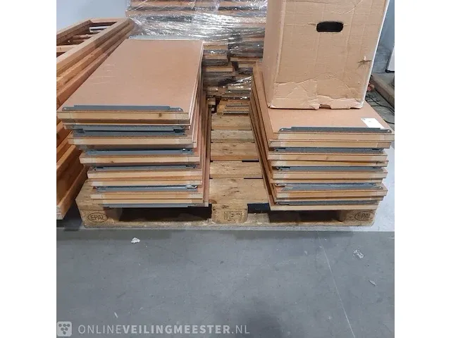 Diverse onderdelen t.b.v. stelling ikea - afbeelding 11 van  11