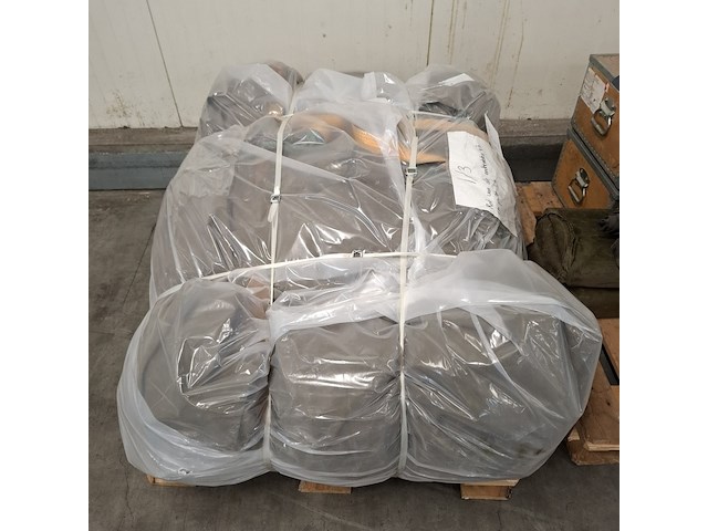 Diverse onderdelen t.b.v. tent - afbeelding 2 van  12