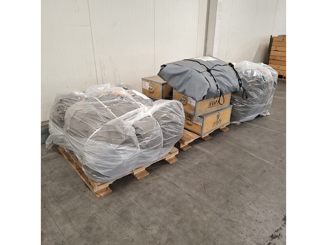 Diverse onderdelen t.b.v. tent - afbeelding 5 van  12