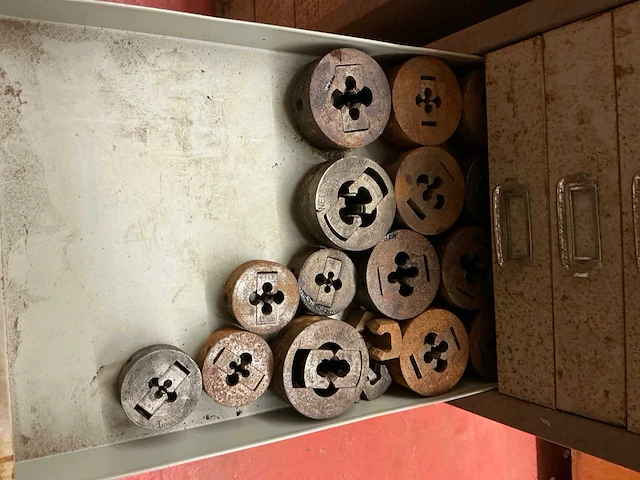 Diverse partij draaigereedschap - afbeelding 36 van  38