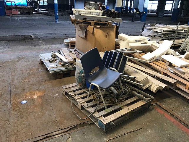 Diverse partijen woning - afbeelding 1 van  6