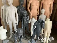 Diverse paspoppen - afbeelding 2 van  3