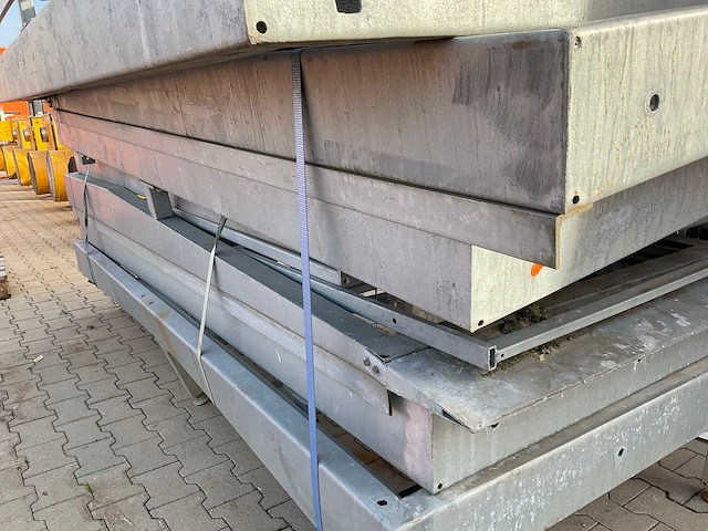 Diverse platforms - afbeelding 6 van  9