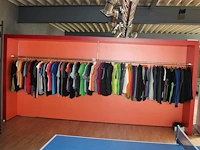 Diverse promotiekleding pzb ruim 100 stuks w.o. t-shirts, polo's, truien, jacks en bodywarmers - afbeelding 1 van  4