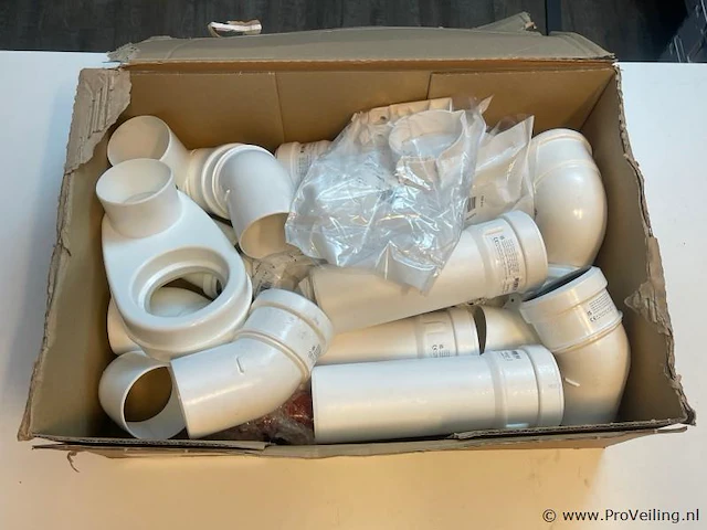 Diverse pvc buis diam: 80 mm in doos - afbeelding 2 van  5