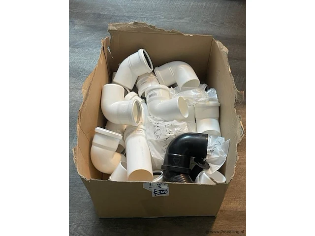 Diverse pvc buis diam: 80 mm in doos - afbeelding 2 van  6