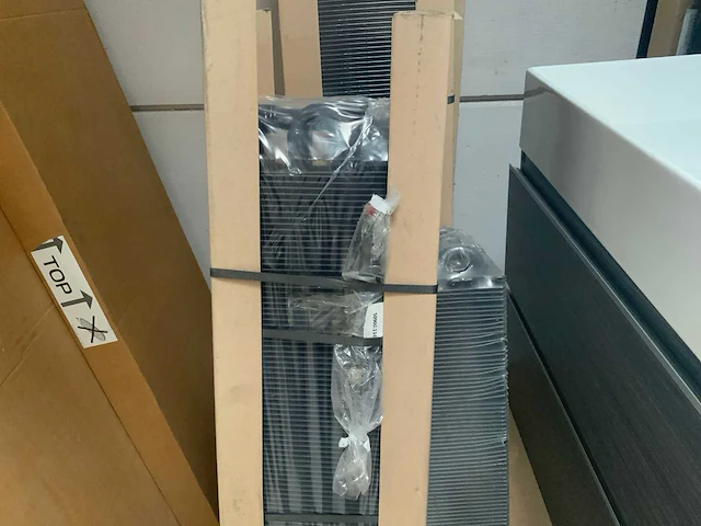 Diverse radiator onderdelen (19x) - afbeelding 5 van  6
