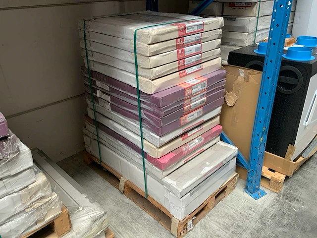 Diverse radiatoren (15x) - afbeelding 1 van  6