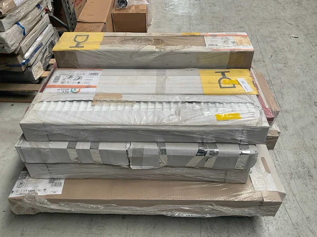 Diverse radiatoren (9x) - afbeelding 1 van  9