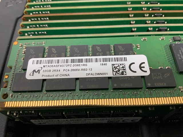 Diverse ram 32gb 2rx4 pc-4 (46x) - afbeelding 2 van  4