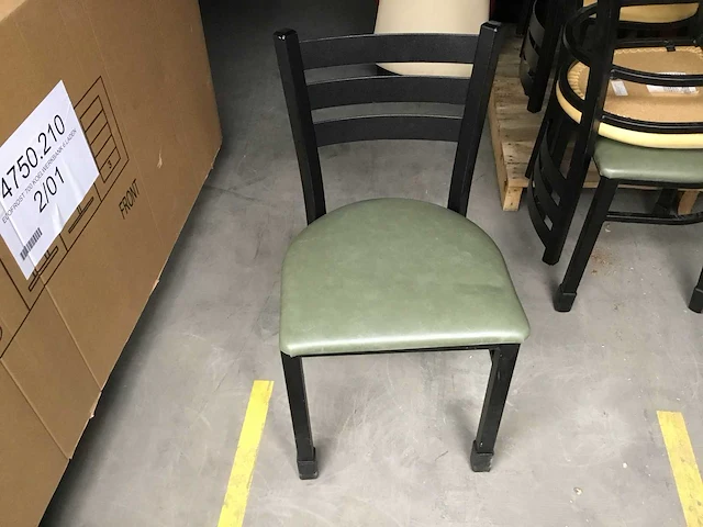 Diverse restaurantstoelen (14x) - afbeelding 4 van  6
